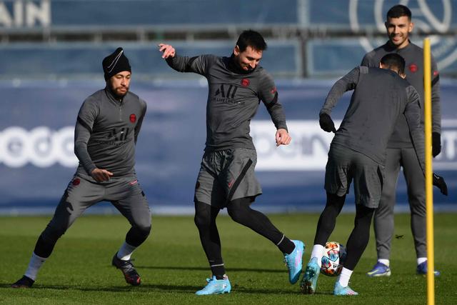 2026石屏异龙湖马拉松落幕 6000名选手体验独特赛道