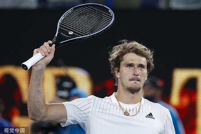 CBA全明星星锐赛：石奎20分清华险胜一年级队